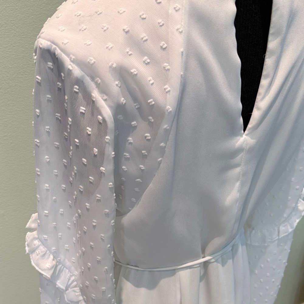 Gianni Bini Bridal White Wrap Dress, Sheer Dotted Long Sleeves, Size S - Picture 5 of 6